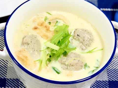 いわし団子の豆乳スープ♩生姜入りでポカポカ☆